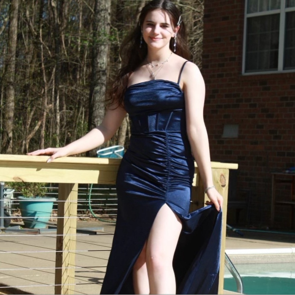 Elegant Navy Blue Evening Dress